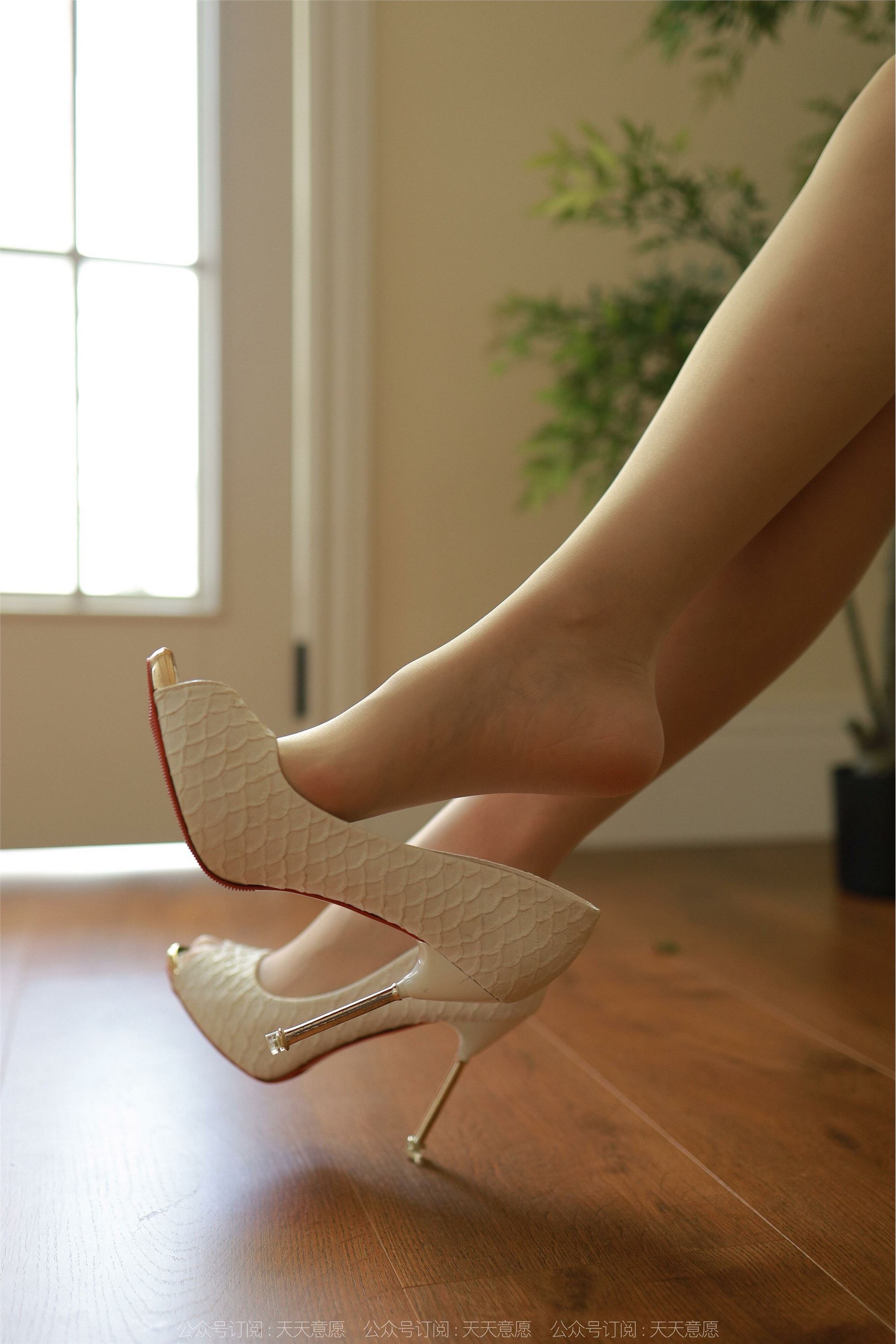 IESS异思趣向  2022.07.28 丝享家 1161：小宝《巴黎假期》